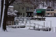 cliftonbeachwinter-docks